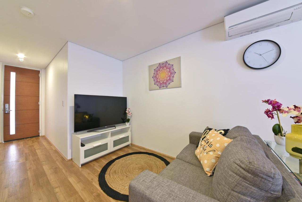 2X2 Modern Apartment Near Airport And City Perth Exterior foto